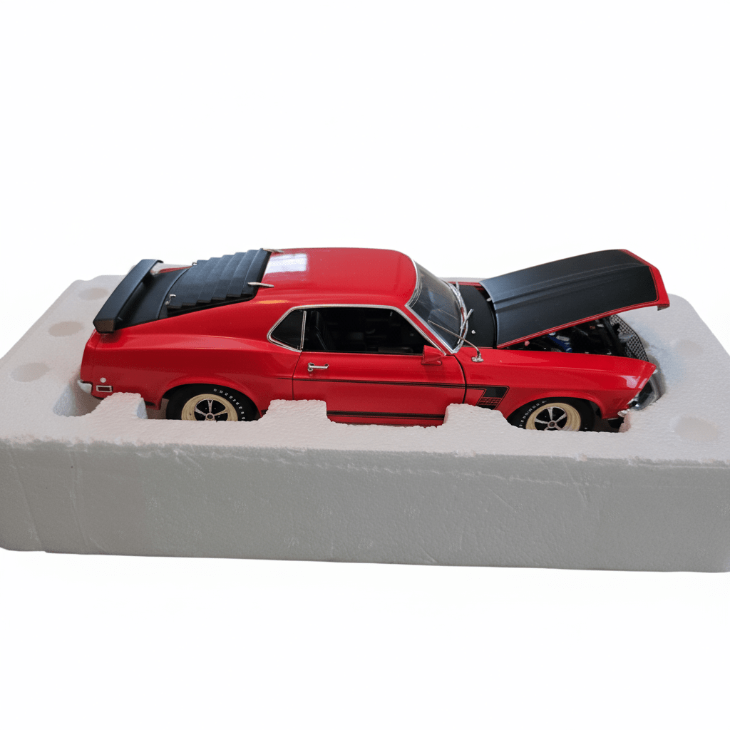 1969 Ford Mustang Boss 302 1:18 Hamilton Collection – Red model car Louvers - Bayshore Treasures