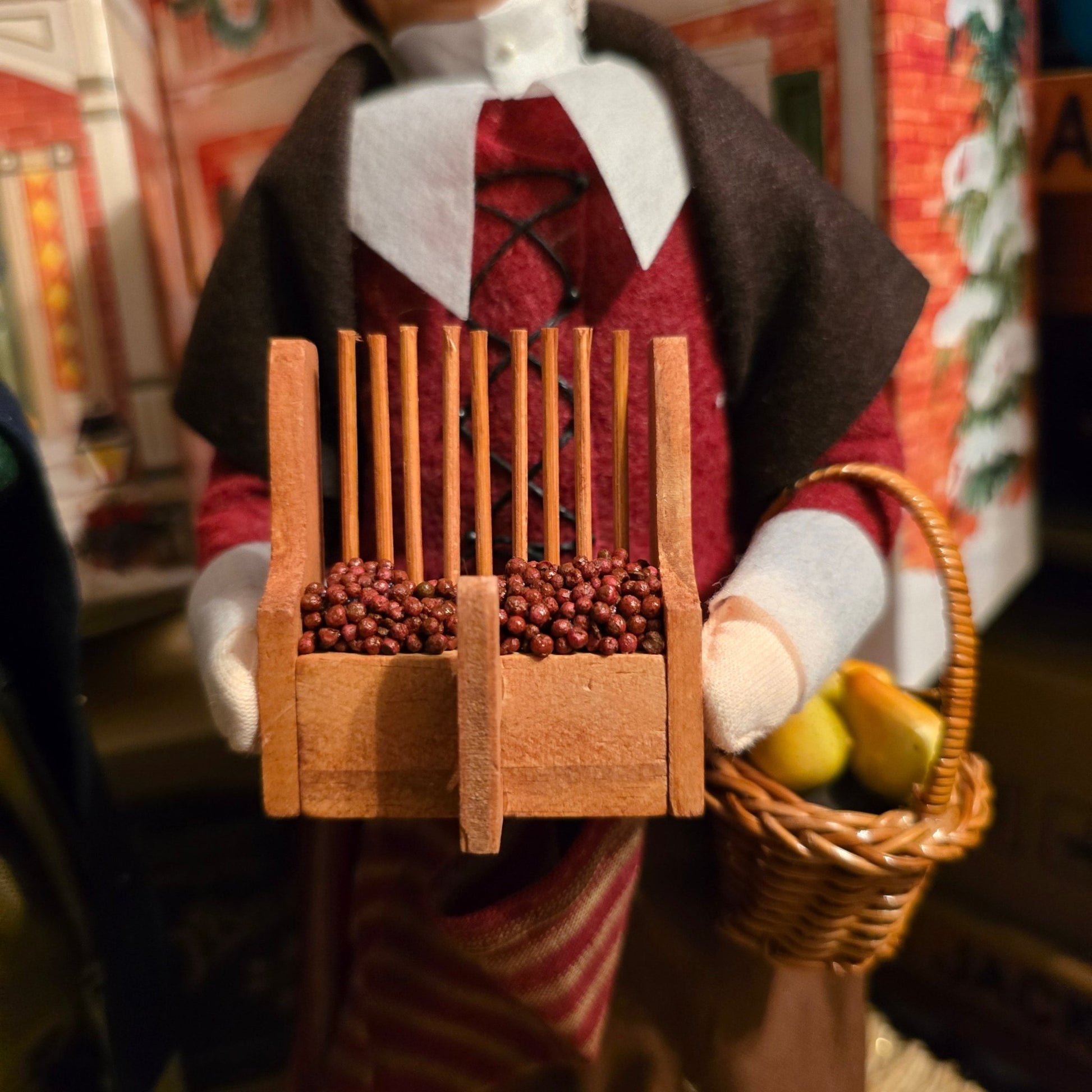 Byers' Choice Pilgrim Family Trio – Man, Woman & Boy w/ Turkey – Thanksgiving Set - Bayshore Treasures