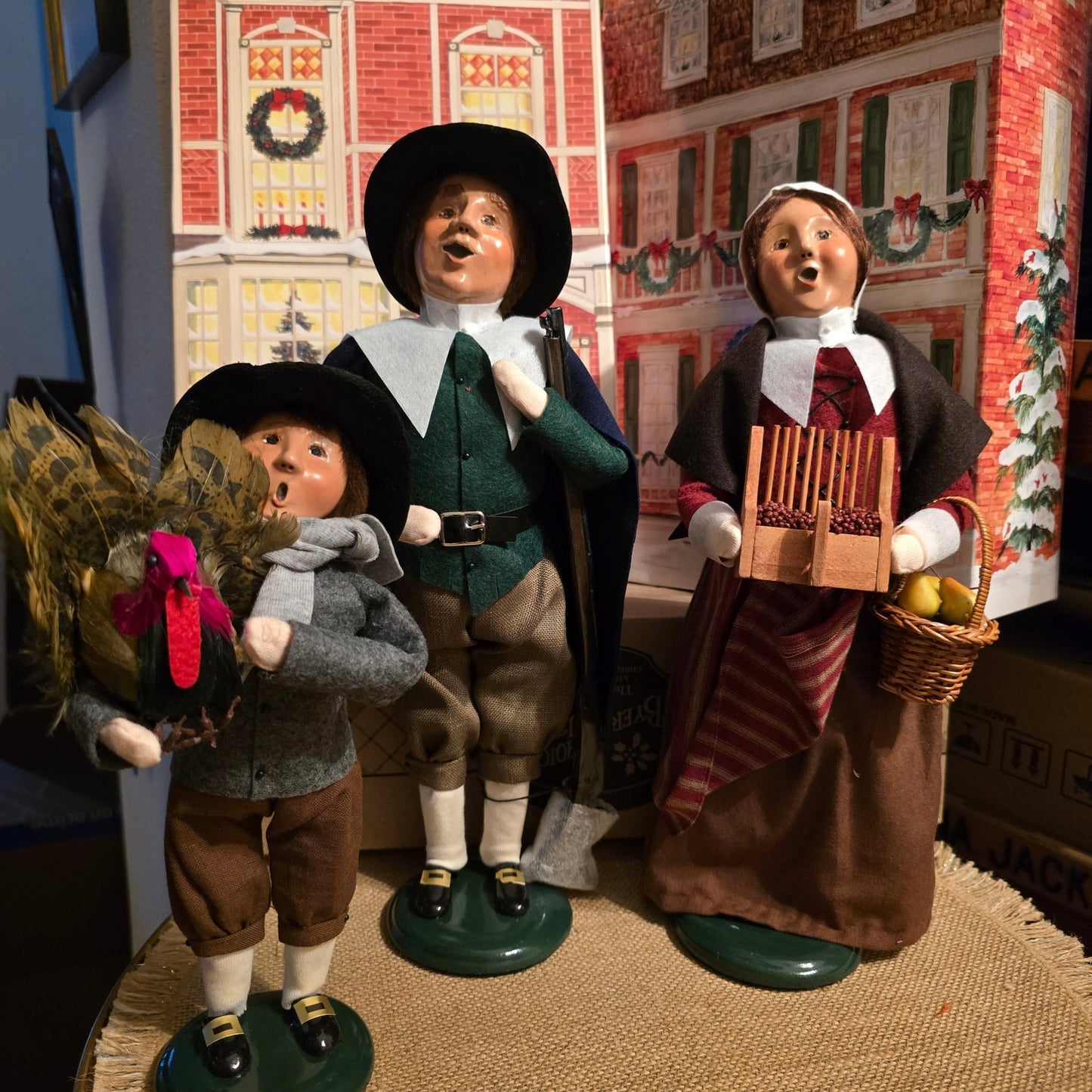Byers' Choice Pilgrim Family Trio – Man, Woman & Boy w/ Turkey – Thanksgiving Set - Bayshore Treasures