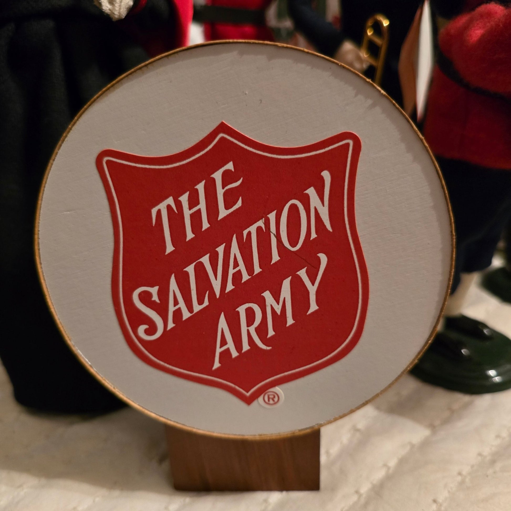 Byers’ Choice Salvation Army Carolers Lot of 5 w/ Instruments & Drums Rare - Bayshore Treasures