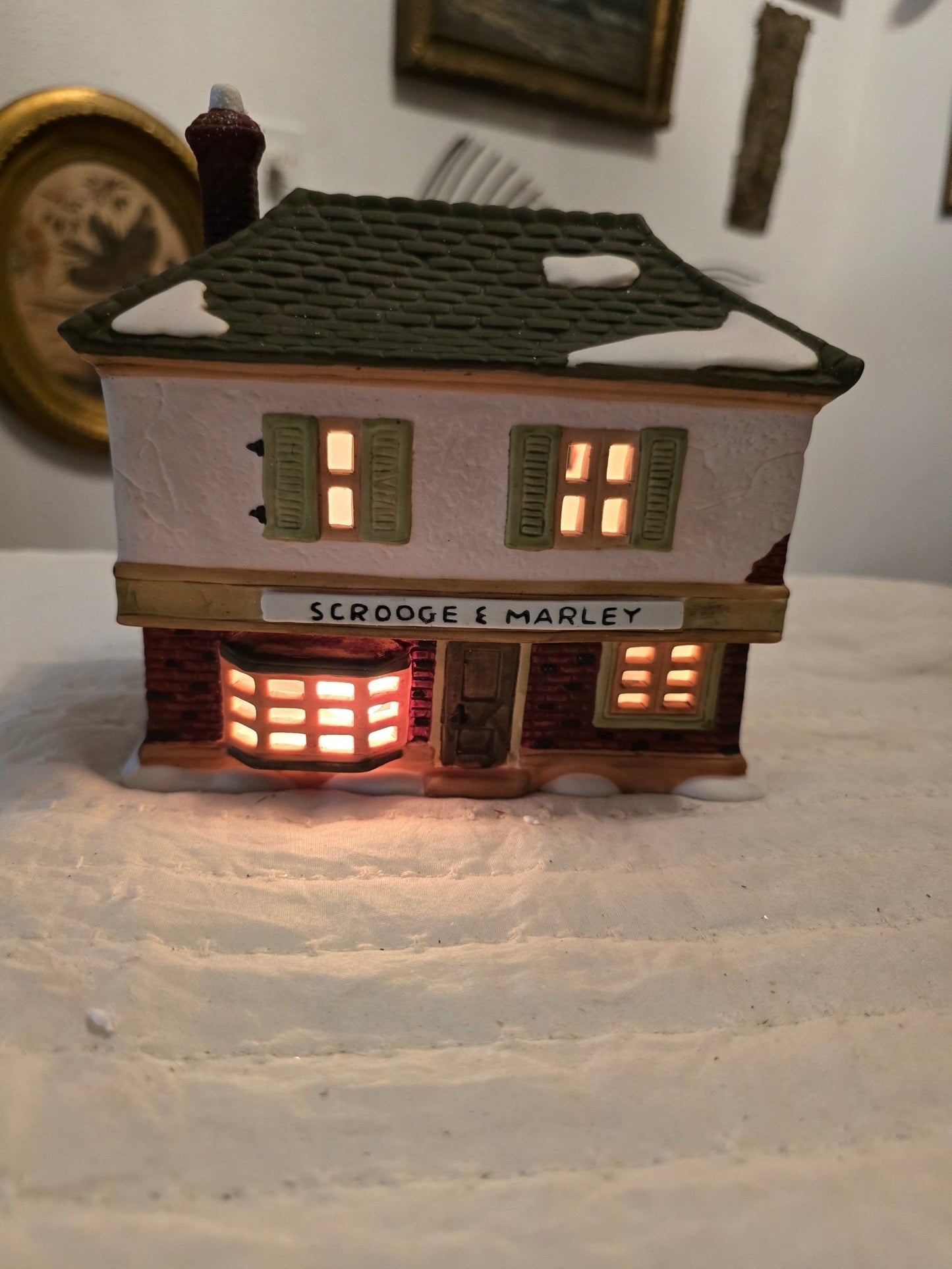 Department 56 The Heritage Village Collection "Scrooge and Marley Counting House", 1986, Box - Bayshore Treasures
