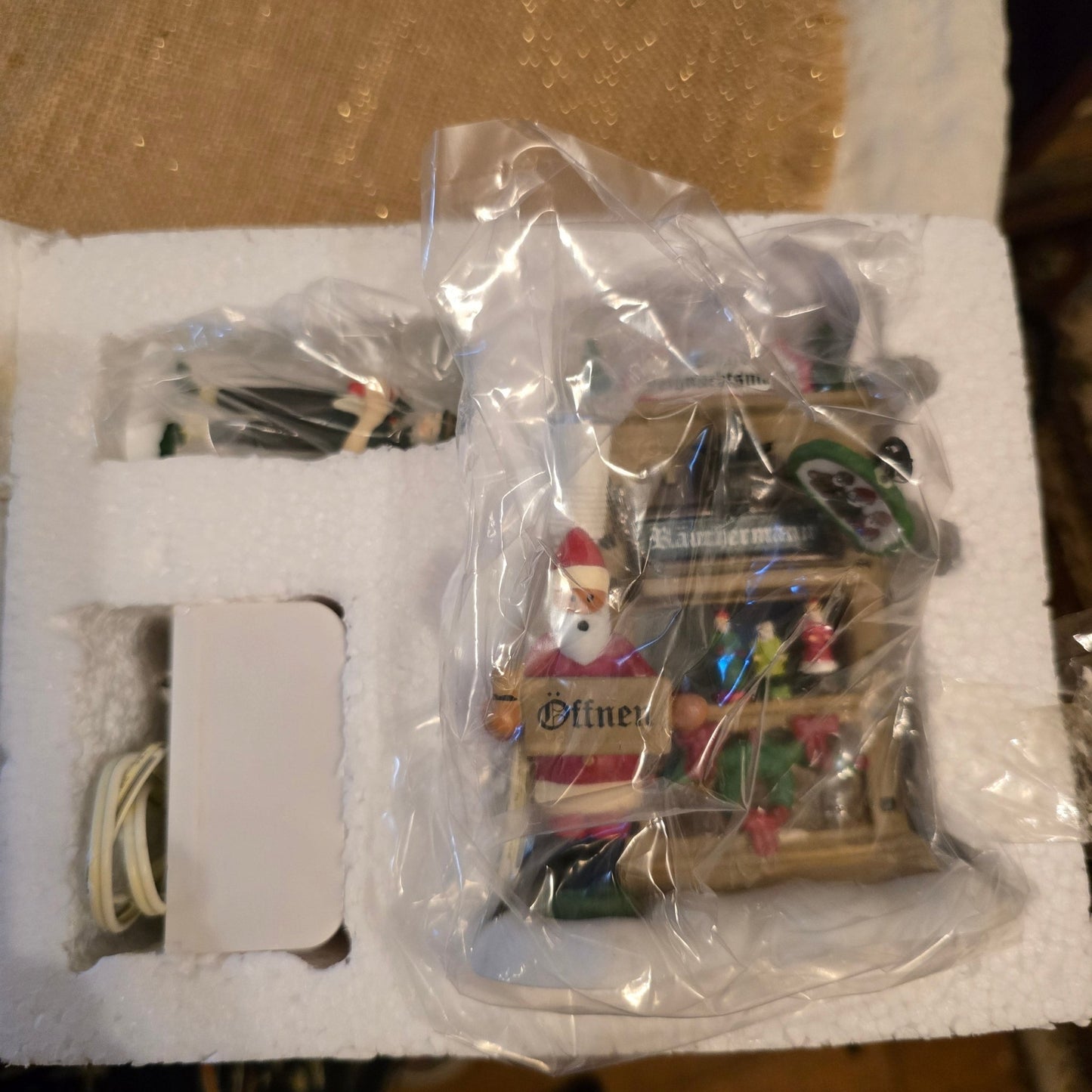 Dept 56 Alpine Village Black Forest Clocks 4050900 Set of 2 Lit Accessory MIB - Bayshore Treasures