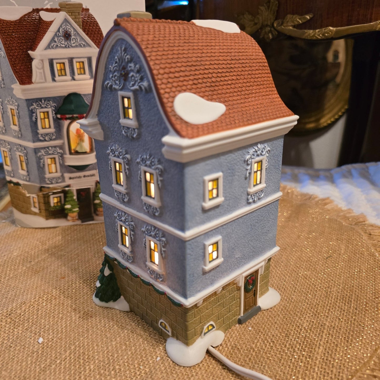 Dept 56 Alpine Village Music Box Shop 4036484 Spieluhr Geschäft w/ Box - Bayshore Treasures