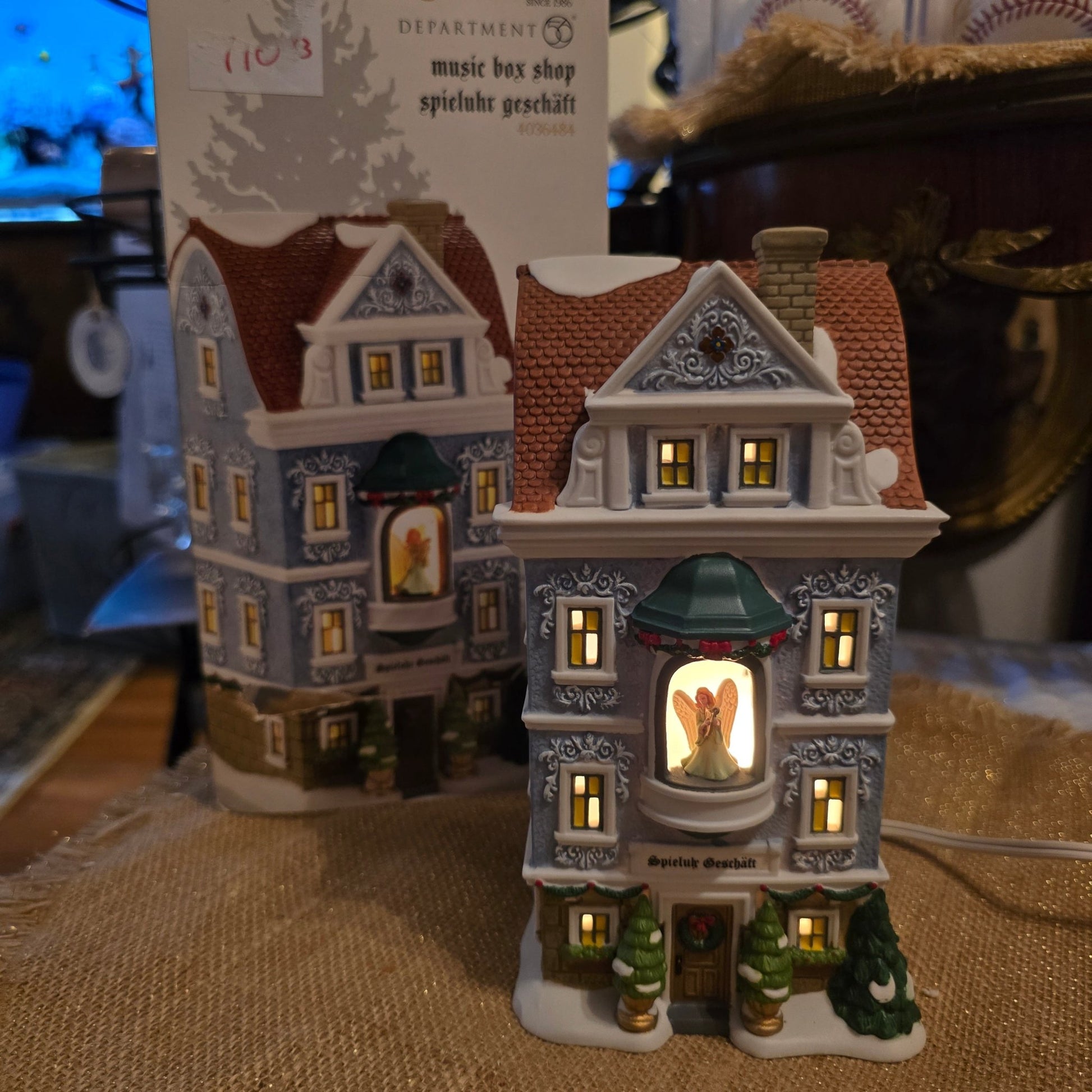 Dept 56 Alpine Village Music Box Shop 4036484 Spieluhr Geschäft w/ Box - Bayshore Treasures