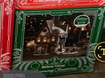 Dept 56 Dickens Village Welcoming Christmas 6009754 Set/2 MIB - Bayshore Treasures