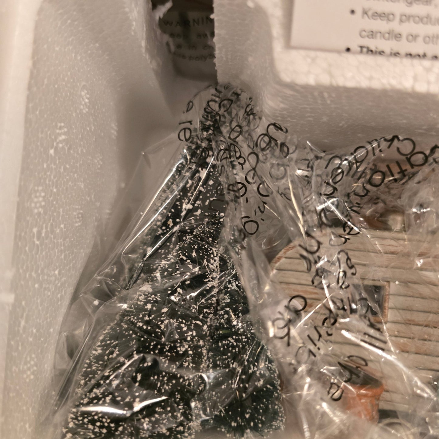 Dept. 56 GRISWOLD FAMILY BUYS A TREE National Lampoon Christmas Vacation RETIRED - Bayshore Treasures