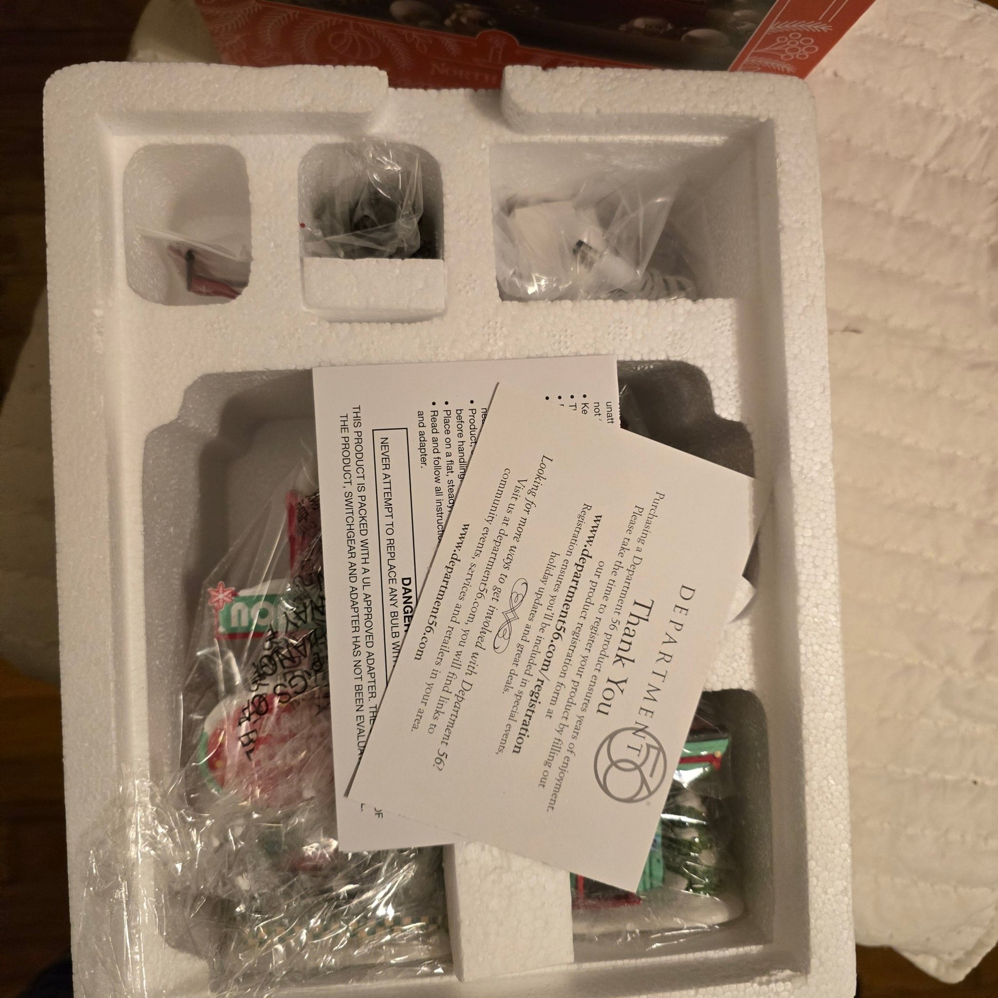 Dept 56 North Pole Candle - Light Inn 6002292 Welcoming Christmas - Bayshore Treasures