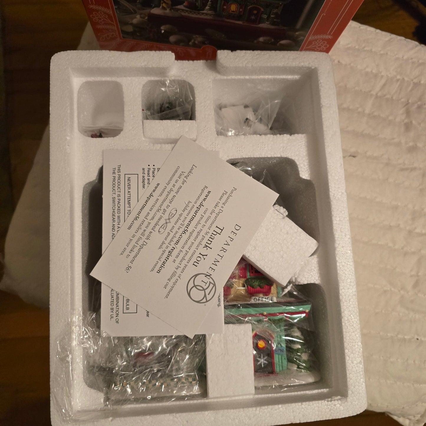 Dept 56 North Pole Candle - Light Inn 6002292 Welcoming Christmas - Bayshore Treasures