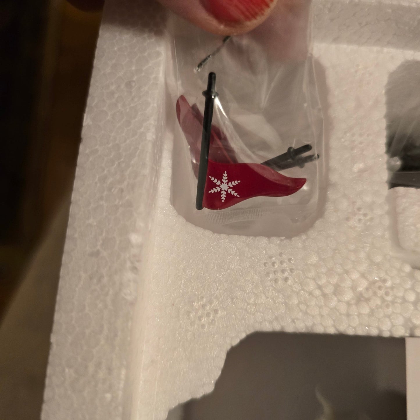 Dept 56 North Pole Candle - Light Inn 6002292 Welcoming Christmas - Bayshore Treasures