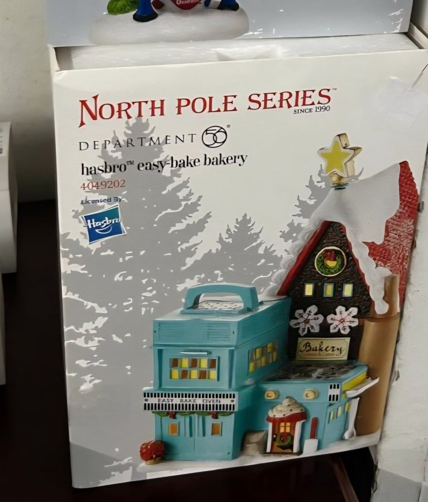 Dept 56 North Pole Village Hasbro Easy Bake Bakery 4049202 RARE Christmas house - Bayshore Treasures