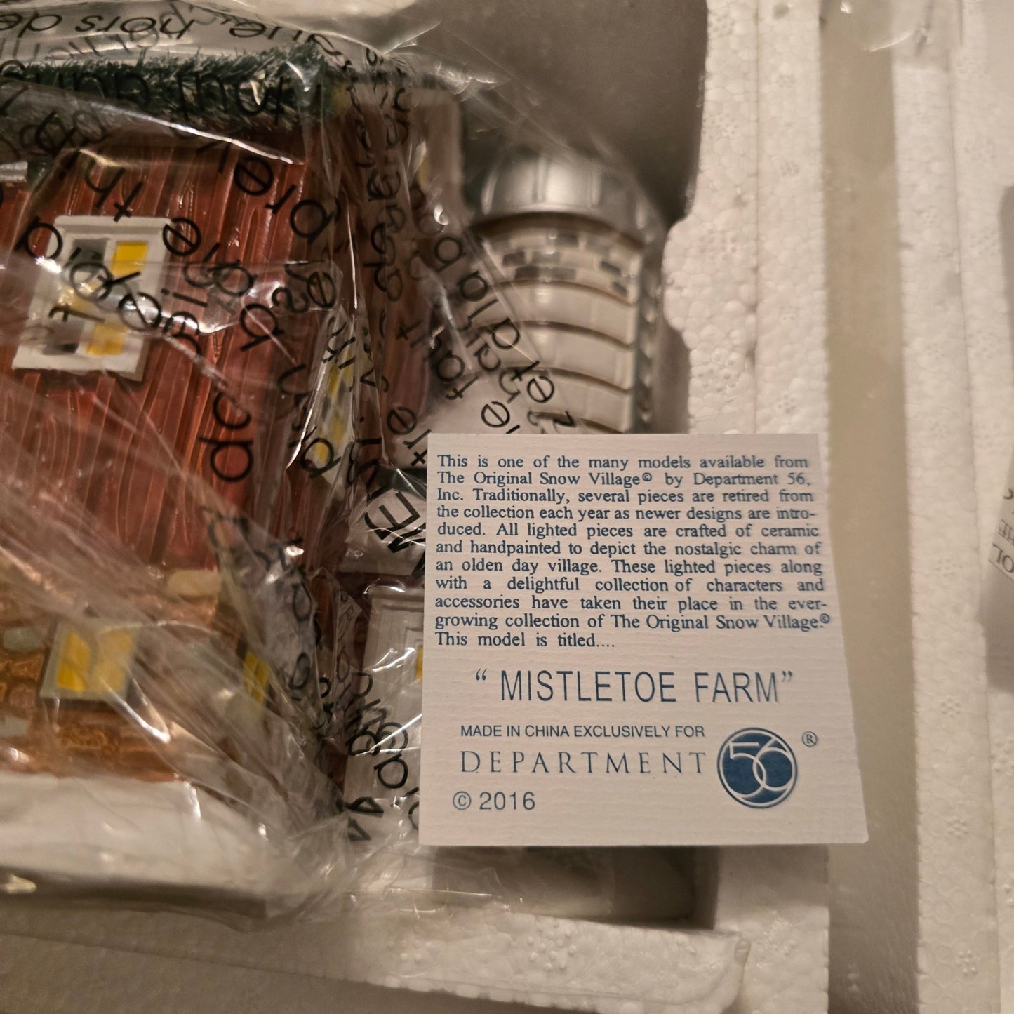 Dept 56 Snow Village Mistletoe Farm 4050983 Lighted Christmas Barn - Bayshore Treasures