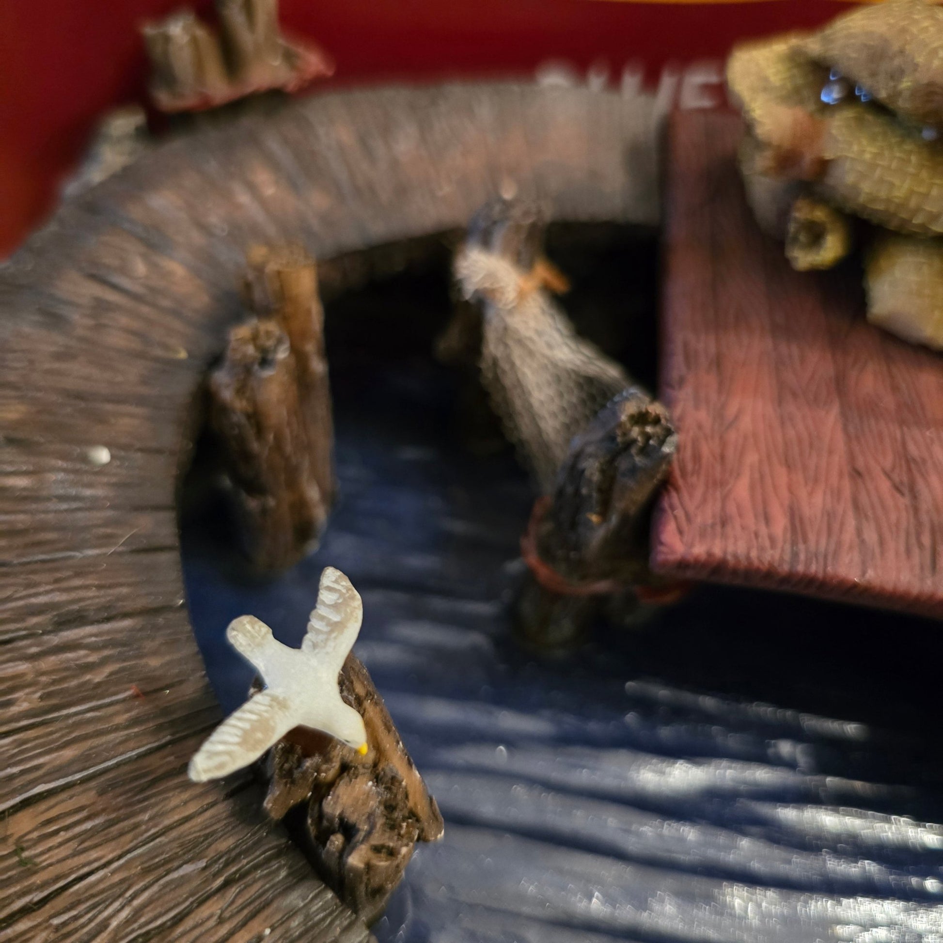 Holiday Time 2005 Blue Waters Bait Shop Nautical Collection P7459 - Bayshore Treasures