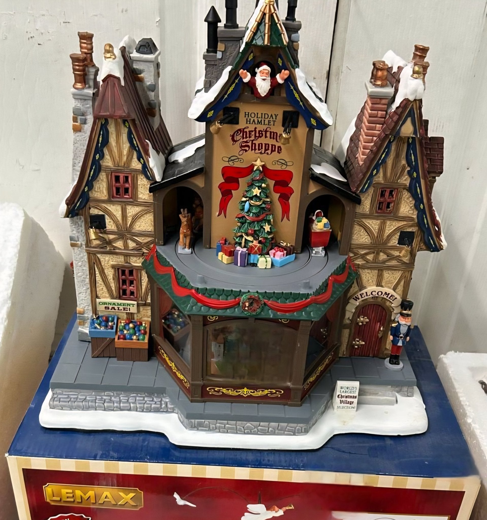 Lemax 2015 HOLIDAY HAMLET CHRISTMAS SHOPPE 55026 Sights & Sounds Village NIB - Bayshore Treasures