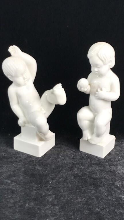 Svend Lindhart Bing & Grøndahl vintage dutch figurine - Bayshore Treasures