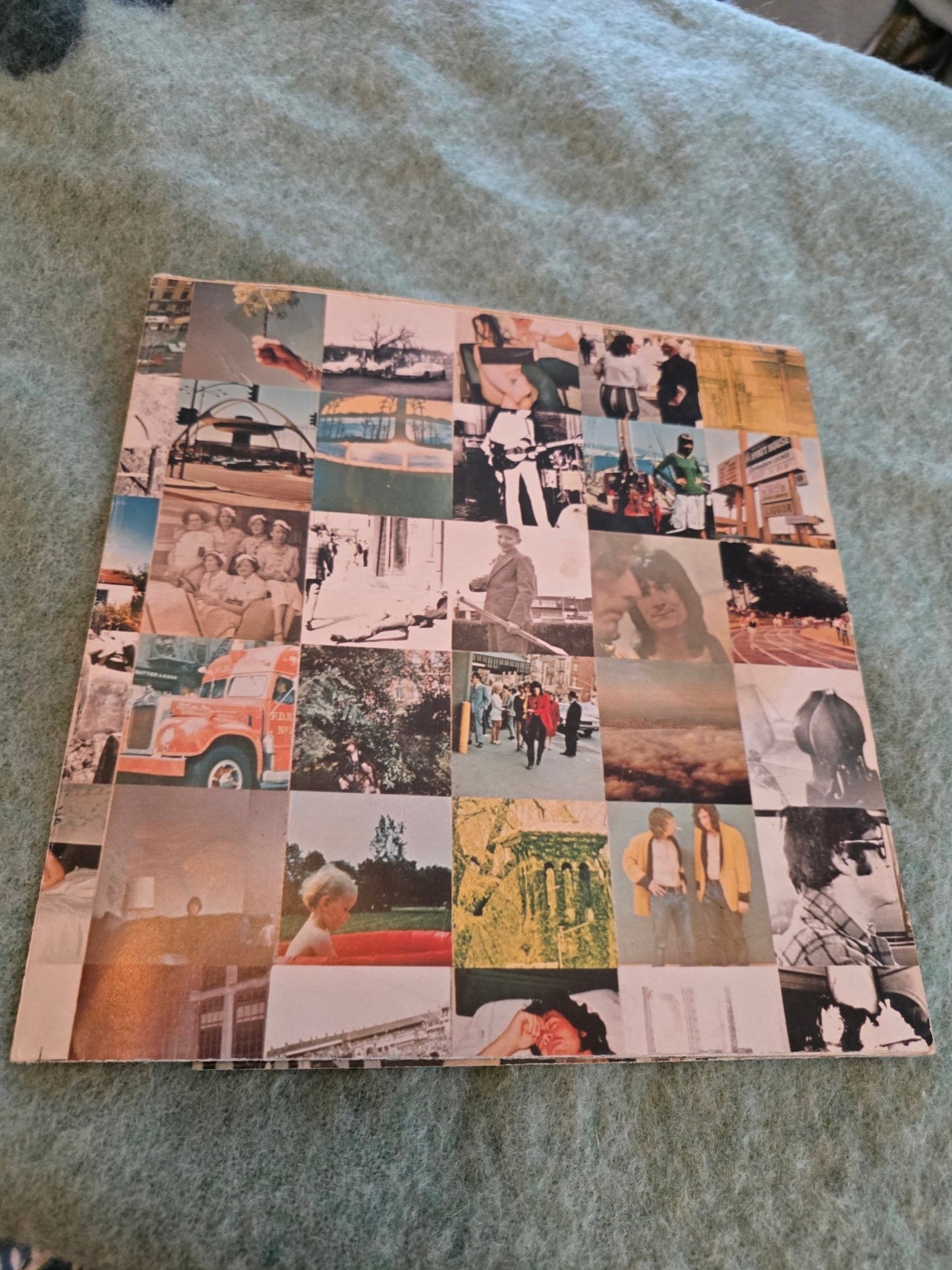 The Beatles White Album Original Poster 1968 Vintage Insert BS 2574 Matte USA - Bayshore Treasures