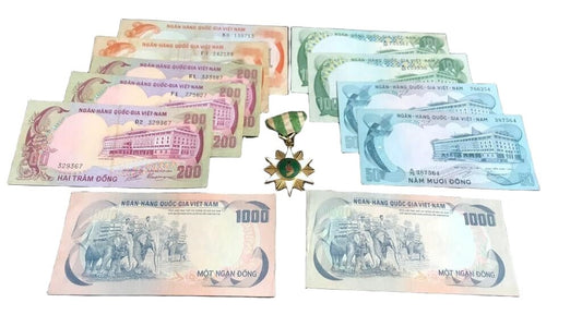 Vintage South Vietnam Banknotes Lot + VNCH Military Medal – Pre - 1975 - Bayshore Treasures